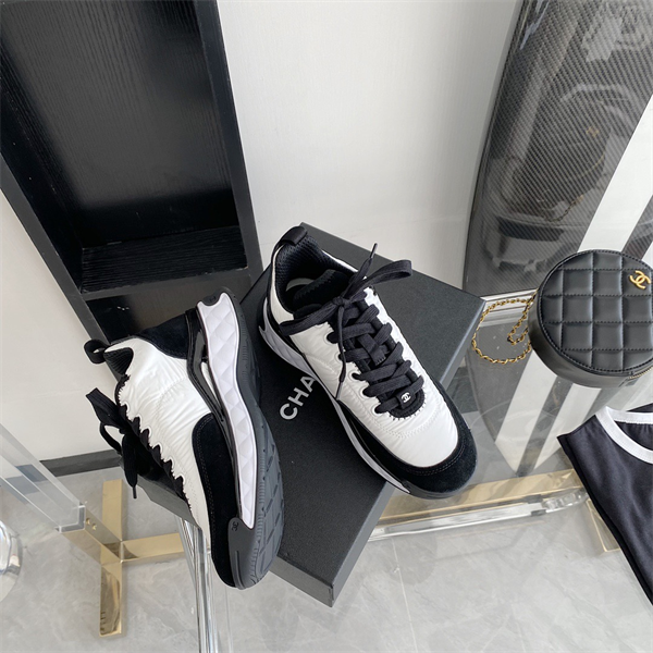 Chanal Sneakers