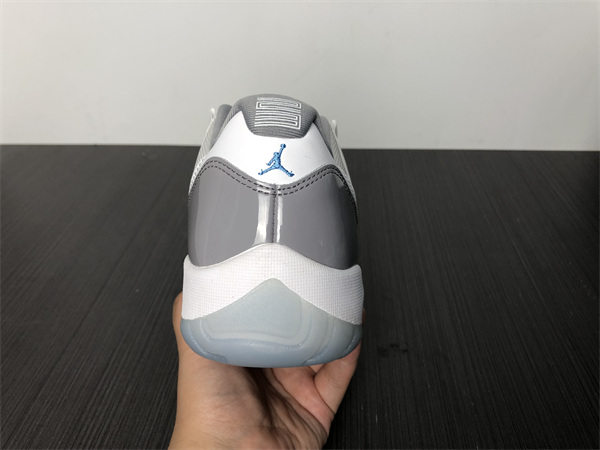 Air Jordan 11 Low “Cement Grey”AV2187-140