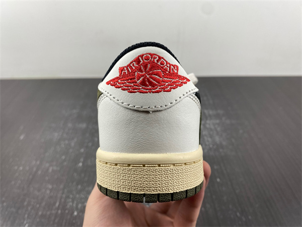 TRAVIS SCOTT X AIR JORDAN 1 LOW OG PS 