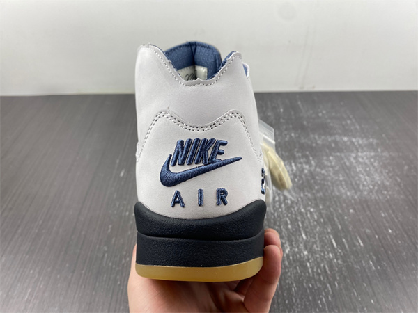 Jordan 5 Retro A Ma Maniére Diffused Blue  FZ5758-004