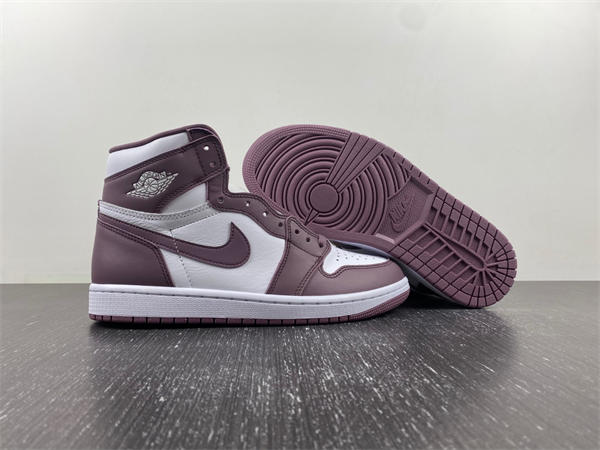 Air Jordan 1 High OG “Mauve” DZ5485-105