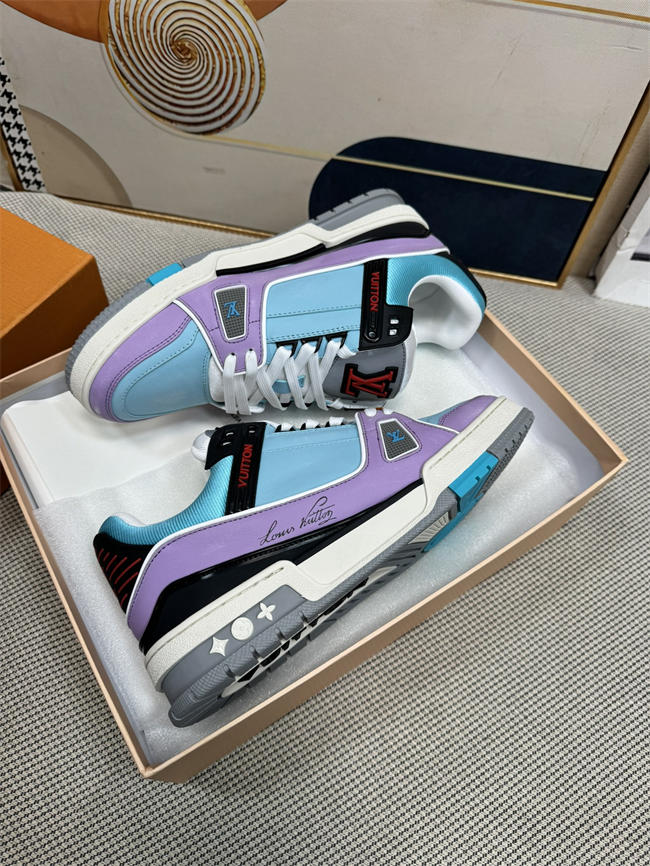 Lv Trainer Sneaker 25