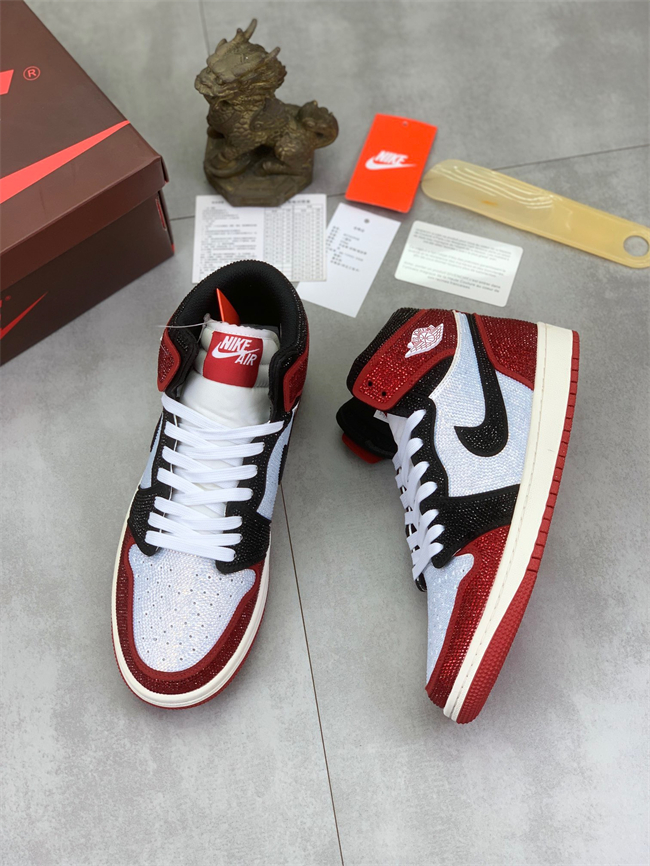 Nike Air Jordan 1 High crystal T002