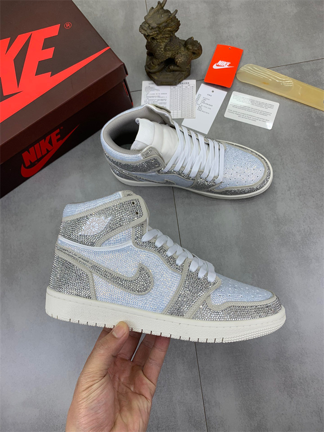 Nike Air Jordan 1 High crystal T008