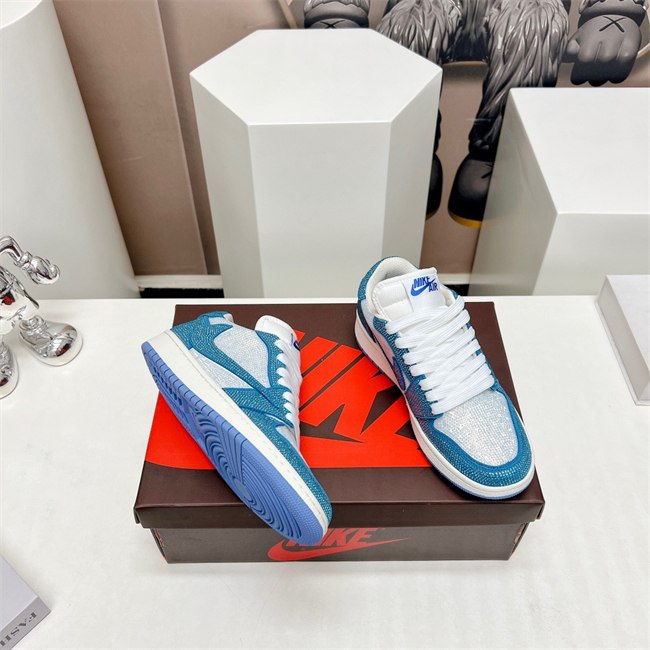 Nike Air Jordan 1 Low crystal T105