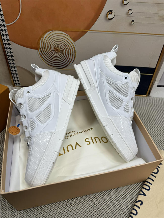 Lv Trainer Sneaker